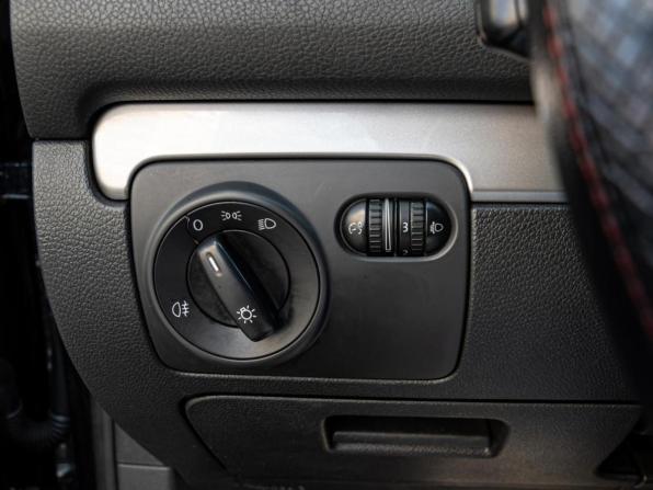 Volkswagen Golf VI с пробегом 2010 года, цена 849 000 рублей, 321811 км, хэтчбек, Автокод Объявления