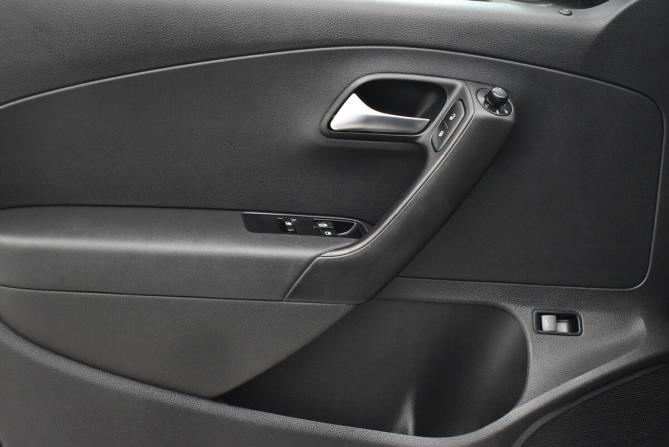 Volkswagen Polo V с пробегом 2014 года, цена 860 000 рублей, 102079 км, седан, Автокод Объявления