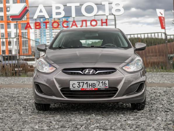 Hyundai Solaris I с пробегом 2014 года, цена 869 000 рублей, 56700 км, хэтчбек, Автокод Объявления