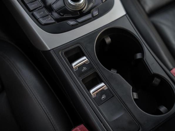 Audi A5 I (8T) с пробегом 2010 года, цена 1 799 000 рублей, 246235 км, кабриолет, Автокод Объявления