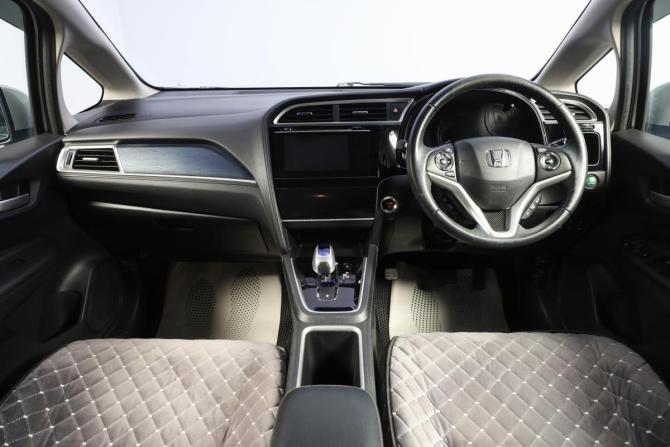 Honda Shuttle II с пробегом 2015 года, цена 1 259 000 рублей, 129012 км, универсал, Автокод Объявления