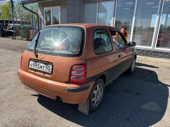 Nissan March II (K11) с пробегом 2000 года, цена 159 000 рублей, 302000 км, хэтчбек, Автокод Объявления