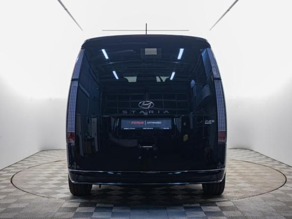 Hyundai Staria I с пробегом 2023 года, цена 5 500 000 рублей, 43435 км, минивэн, Автокод Объявления