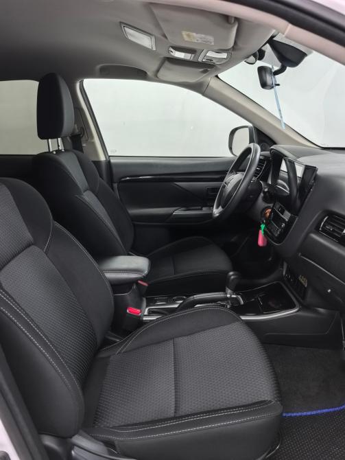 Mitsubishi Outlander III Рестайлинг 3 Санкт-Петербург  - изображение 21