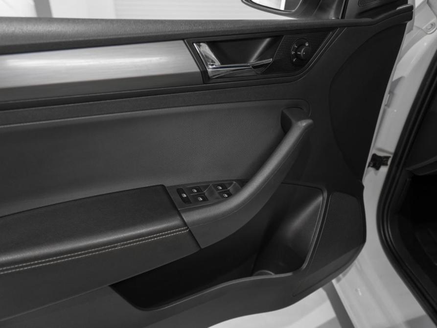 Skoda Rapid I Рестайлинг Москва  - изображение 19