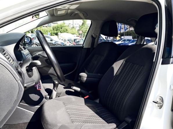 Volkswagen Polo V Рестайлинг с пробегом 2016 года, цена 1 025 000 рублей, 90326 км, седан, Автокод Объявления