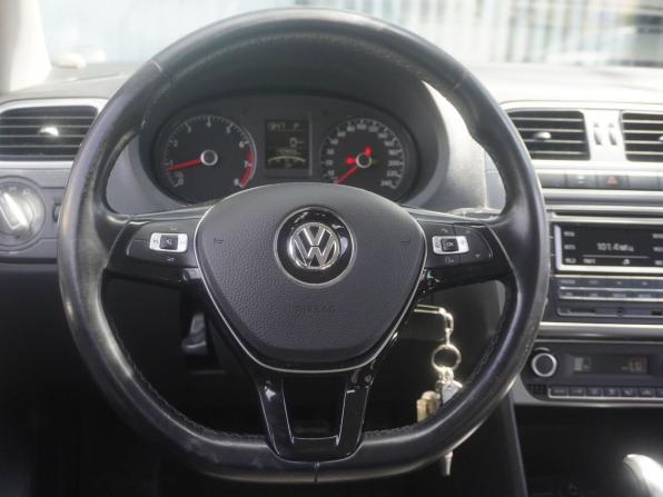Volkswagen Polo V Рестайлинг с пробегом 2016 года, цена 1 113 000 рублей, 170998 км, седан, Автокод Объявления