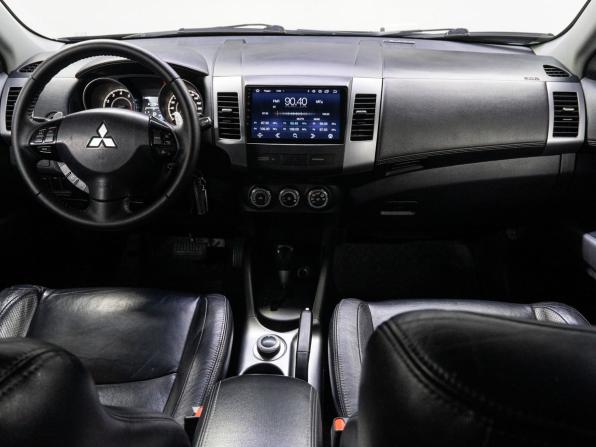 Mitsubishi Outlander II Рестайлинг с пробегом 2011 года, цена 1 599 000 рублей, 225474 км, внедорожник, Автокод Объявления