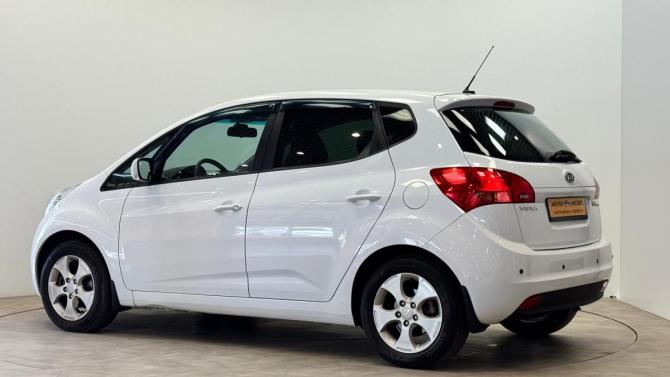 Kia Venga I с пробегом 2011 года, цена 850 000 рублей, 89020 км, минивэн, Автокод Объявления