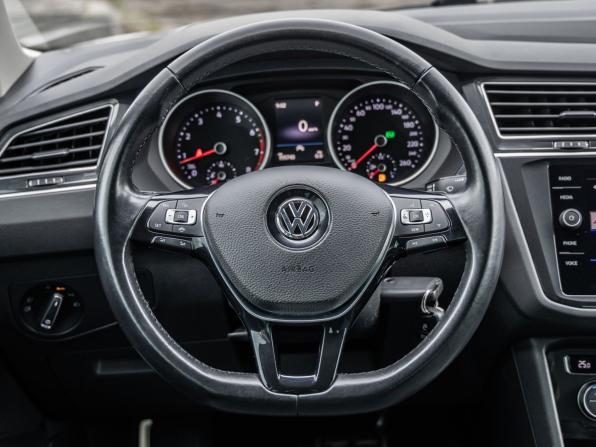 Volkswagen Tiguan II с пробегом 2019 года, цена 2 098 000 рублей, 155743 км, внедорожник, Автокод Объявления