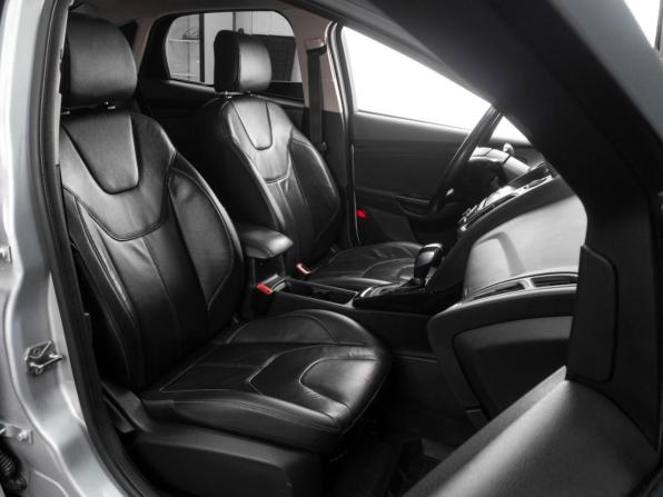 Ford Focus III Рестайлинг с пробегом 2017 года, цена 1 179 000 рублей, 136449 км, седан, Автокод Объявления