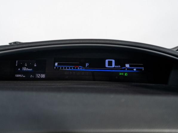 Honda Jade I Рестайлинг с пробегом 2019 года, цена 1 649 500 рублей, 101000 км, компактвэн, Автокод Объявления