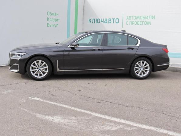 BMW 7 серии VI (G11/G12) Рестайлинг с пробегом 2019 года, цена 6 000 000 рублей, 93083 км, седан, Автокод Объявления