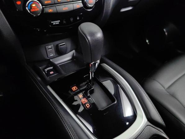 Nissan Qashqai II с пробегом 2018 года, цена 1 885 000 рублей, 61000 км, внедорожник, Автокод Объявления