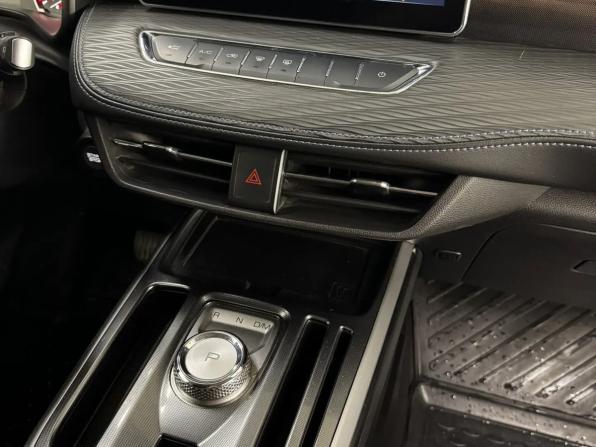 Haval Jolion I с пробегом 2023 года, цена 1 799 000 рублей, 59888 км, внедорожник, Автокод Объявления