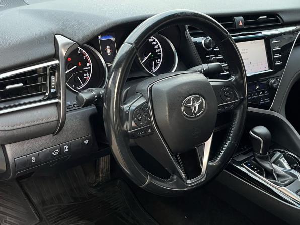 Toyota Camry VIII (XV70) с пробегом 2020 года, цена 2 560 000 рублей, 120461 км, седан, Автокод Объявления