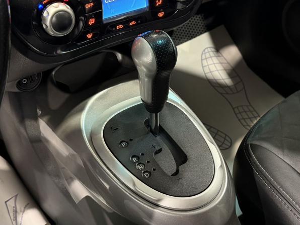 Nissan Juke I с пробегом 2012 года, цена 950 000 рублей, 231320 км, внедорожник, Автокод Объявления