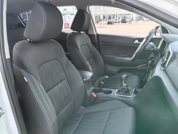 Kia Sportage IV с пробегом 2018 года, цена 1 650 000 рублей, 105300 км, внедорожник, Автокод Объявления