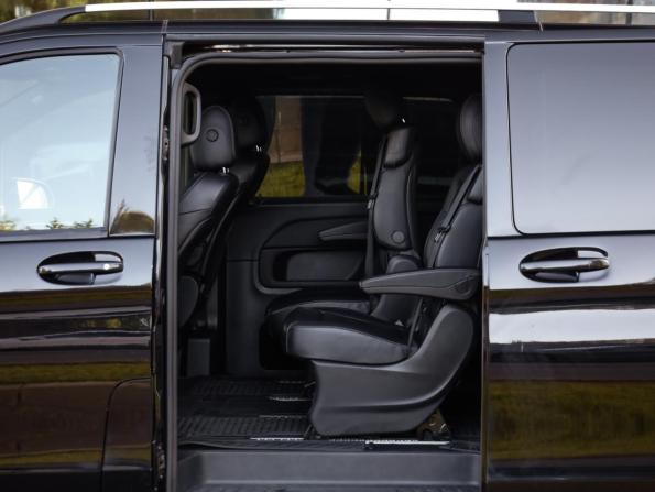 Mercedes-Benz V-Класс III (W447) Рестайлинг с пробегом 2019 года, цена 3 775 000 рублей, 198928 км, минивэн, Автокод Объявления
