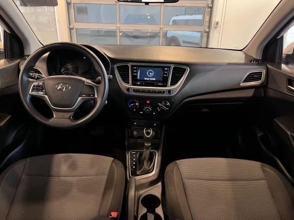 Hyundai Solaris II Рестайлинг с пробегом 2022 года, цена 1 600 000 рублей, 112591 км, седан, Автокод Объявления