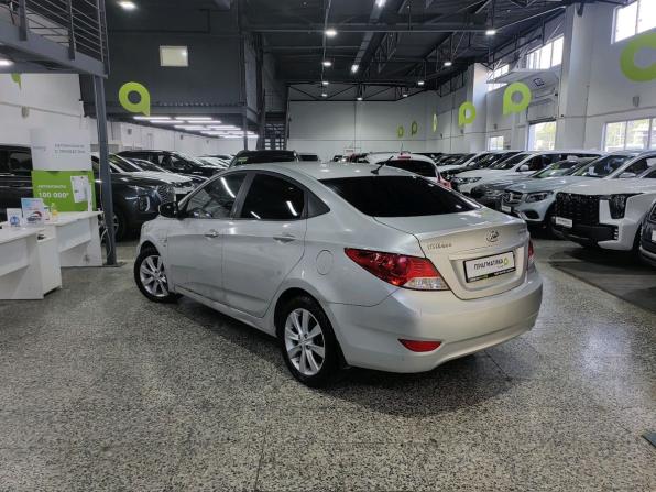 Hyundai Solaris I с пробегом 2012 года, цена 535 000 рублей, 266037 км, седан, Автокод Объявления