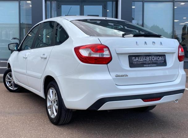 Lada (ВАЗ) Granta I Рестайлинг с пробегом 2018 года, цена 715 000 рублей, 83100 км, хэтчбек, Автокод Объявления