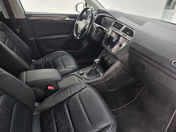 Volkswagen Tiguan II с пробегом 2018 года, цена 2 490 000 рублей, 192455 км, внедорожник, Автокод Объявления