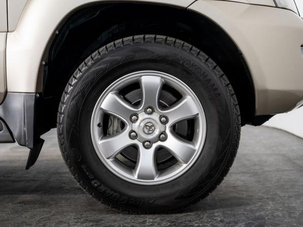 Toyota Land Cruiser Prado 120 Series Рестайлинг с пробегом 2008 года, цена 2 685 000 рублей, 321540 км, внедорожник, Автокод Объявления