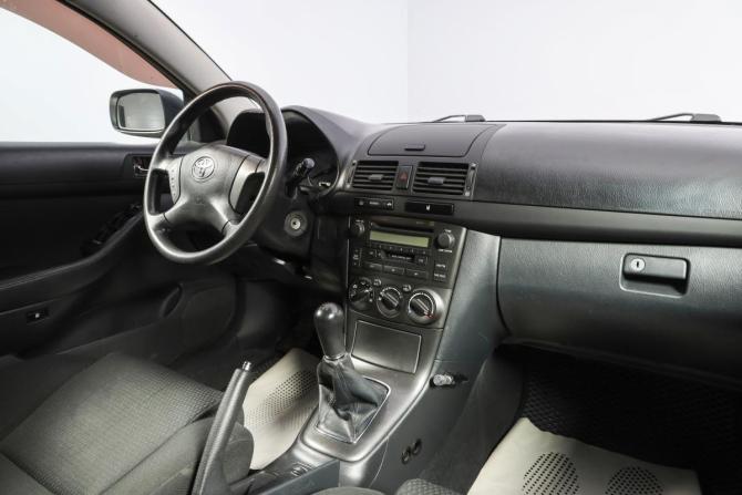 Toyota Avensis II с пробегом 2005 года, цена 699 000 рублей, 230011 км, седан, Автокод Объявления