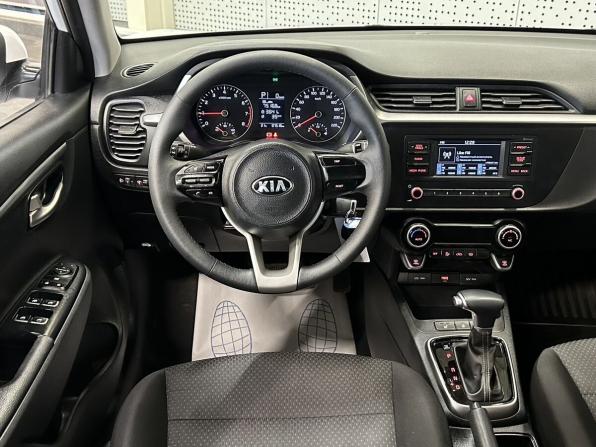Kia Rio IV Рестайлинг с пробегом 2021 года, цена 1 230 000 рублей, 87518 км, седан, Автокод Объявления