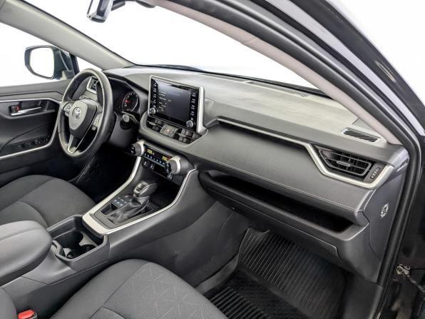 Toyota RAV4 V (XA50) с пробегом 2021 года, цена 3 500 000 рублей, 31500 км, внедорожник, Автокод Объявления