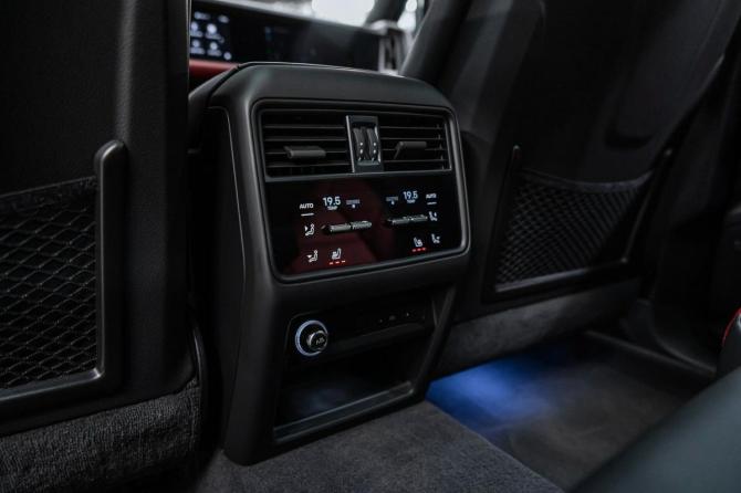 Новый Porsche Cayenne III Рестайлинг 2025 года, цена 22 700 000 рублей, внедорожник, Автокод Объявления