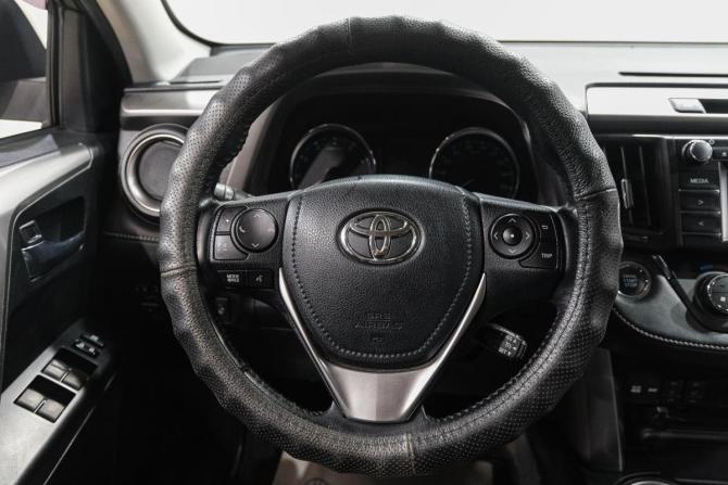 Toyota RAV4 IV (XA40) Рестайлинг с пробегом 2016 года, цена 2 299 000 рублей, 206000 км, внедорожник, Автокод Объявления
