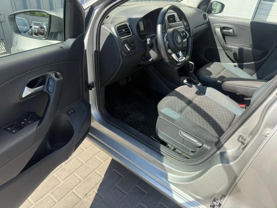 Volkswagen Polo V Рестайлинг Ростов-на-Дону  - изображение 9