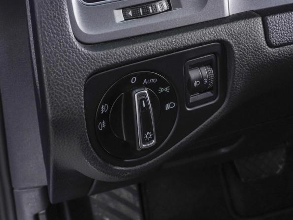 Volkswagen Golf VII с пробегом 2014 года, цена 1 690 000 рублей, 142011 км, хэтчбек, Автокод Объявления