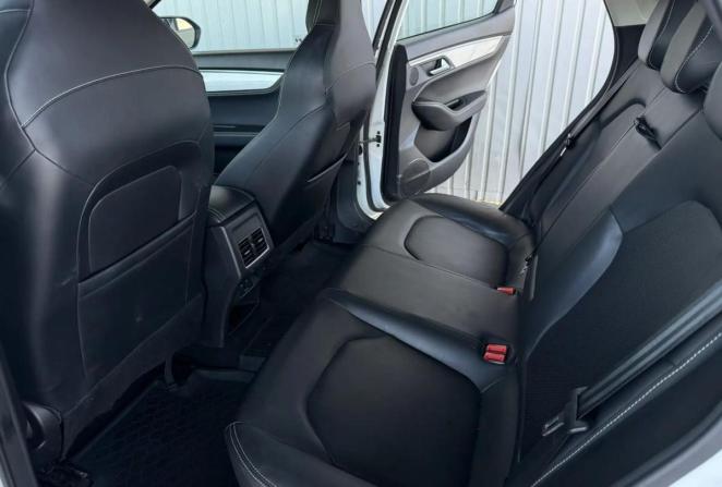 JAC J7 I с пробегом 2022 года, цена 1 070 000 рублей, 57223 км, лифтбек, Автокод Объявления