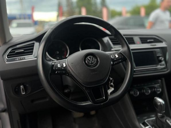 Volkswagen Tiguan II с пробегом 2018 года, цена 2 400 000 рублей, 117642 км, внедорожник, Автокод Объявления