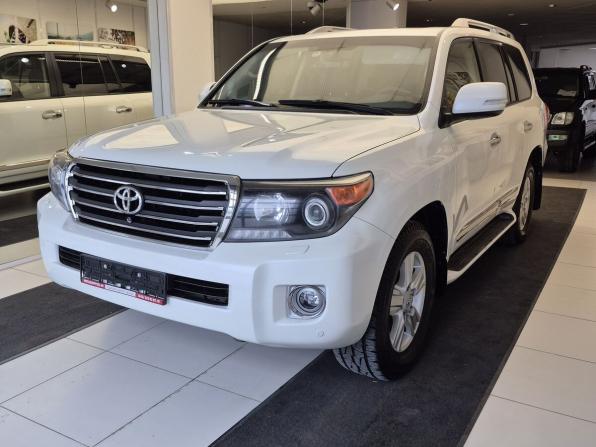 Toyota Land Cruiser 200 Series Рестайлинг 1 с пробегом 2015 года, цена 4 490 000 рублей, 200600 км, внедорожник, Автокод Объявления
