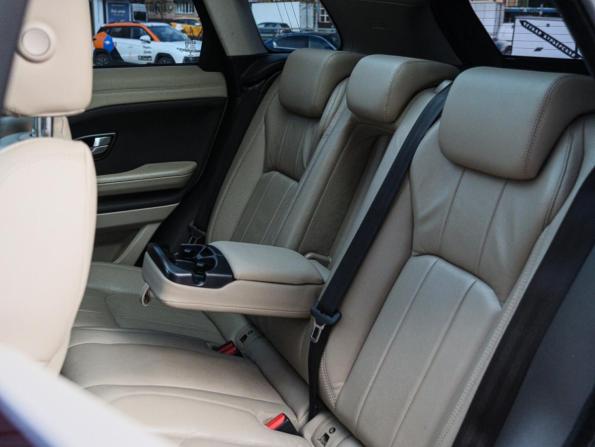 Land Rover Range Rover Evoque I Рестайлинг с пробегом 2018 года, цена 2 600 000 рублей, 135554 км, внедорожник, Автокод Объявления