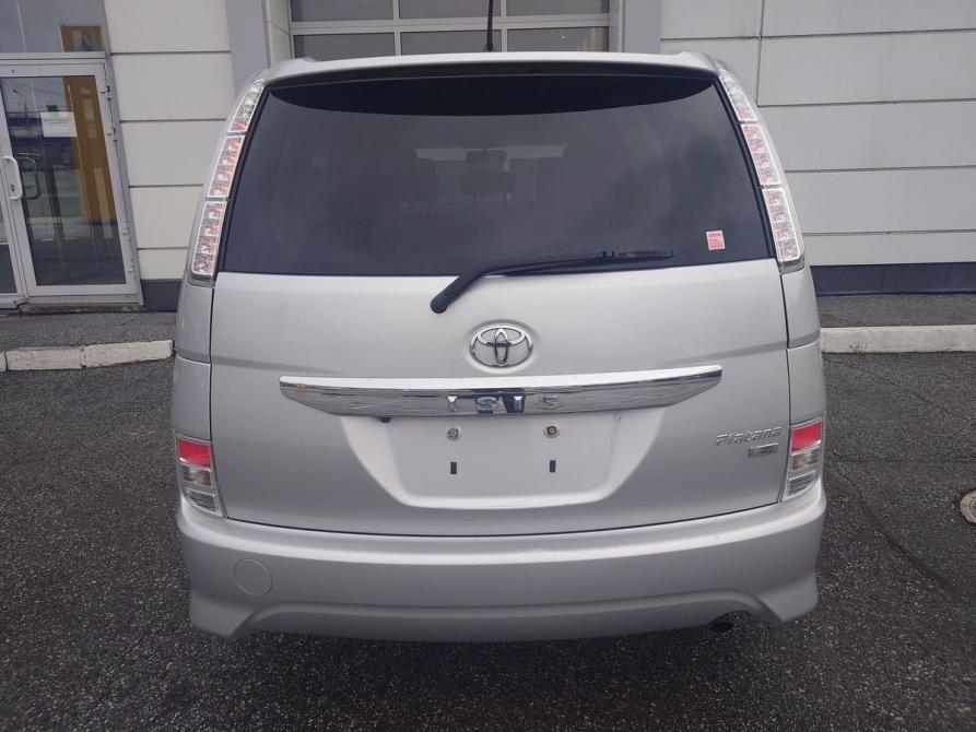 Toyota ISis I Рестайлинг Новокузнецк  - изображение 7