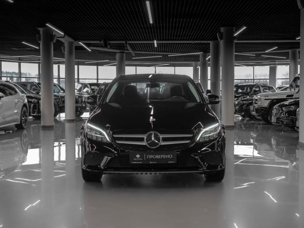 Mercedes-Benz C-Класс IV (W205) Рестайлинг с пробегом 2018 года, цена 2 410 000 рублей, 92194 км, седан, Автокод Объявления