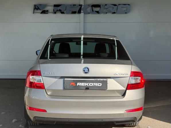 Skoda Octavia III (A7) с пробегом 2016 года, цена 1 599 000 рублей, 97000 км, лифтбек, Автокод Объявления