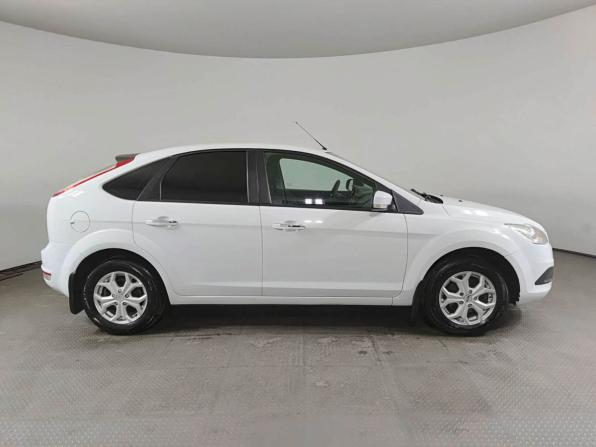 Ford Focus II Рестайлинг с пробегом 2011 года, цена 635 000 рублей, 195000 км, хэтчбек, Автокод Объявления