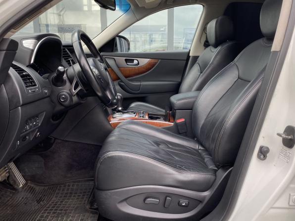 Infiniti QX70 с пробегом 2016 года, цена 1 999 000 рублей, 170471 км, внедорожник, Автокод Объявления