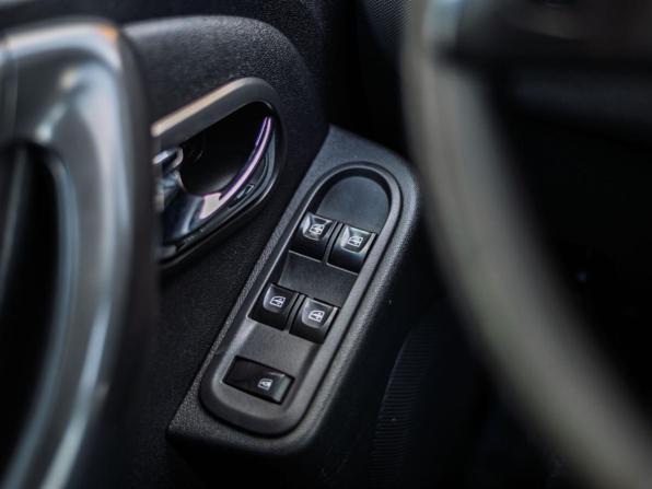 Renault Duster I Рестайлинг с пробегом 2016 года, цена 945 000 рублей, 209396 км, внедорожник, Автокод Объявления