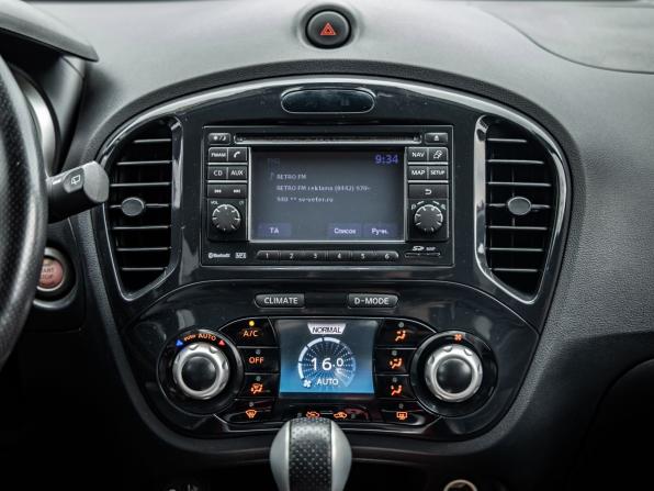 Nissan Juke I с пробегом 2012 года, цена 998 000 рублей, 181152 км, внедорожник, Автокод Объявления