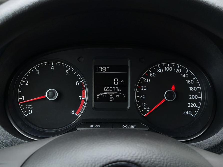 Volkswagen Polo V Рестайлинг Мурманск  - изображение 11