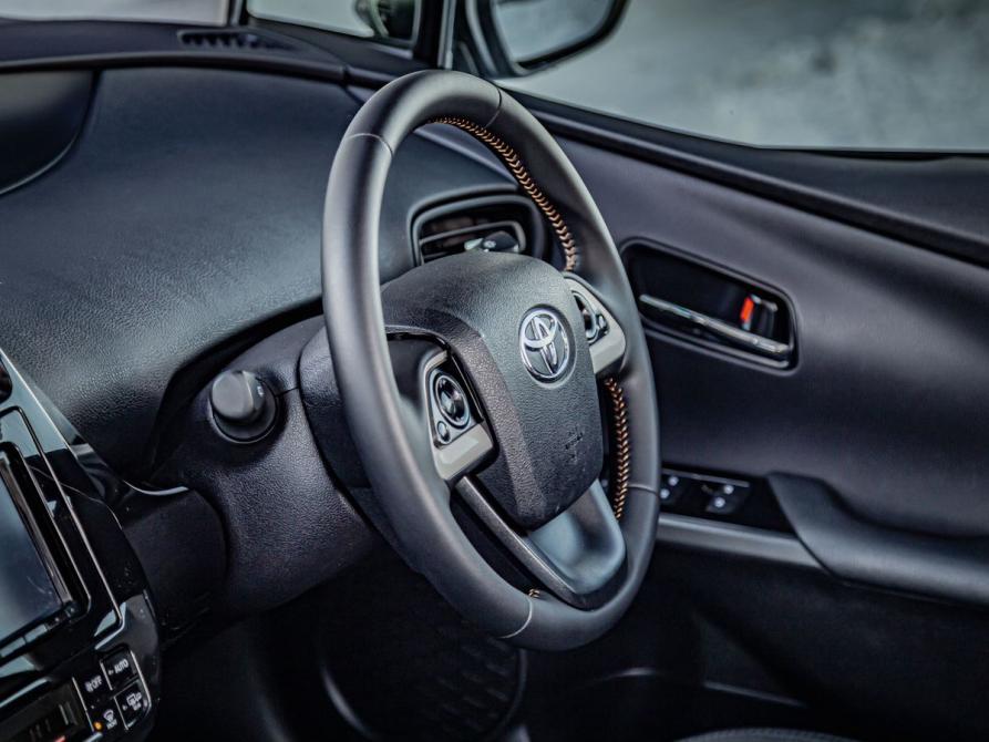 Toyota Prius IV (XW50) Тюмень  - изображение 15