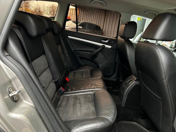 Skoda Octavia II (A5) Рестайлинг с пробегом 2011 года, цена 1 048 700 рублей, 227842 км, универсал, Автокод Объявления