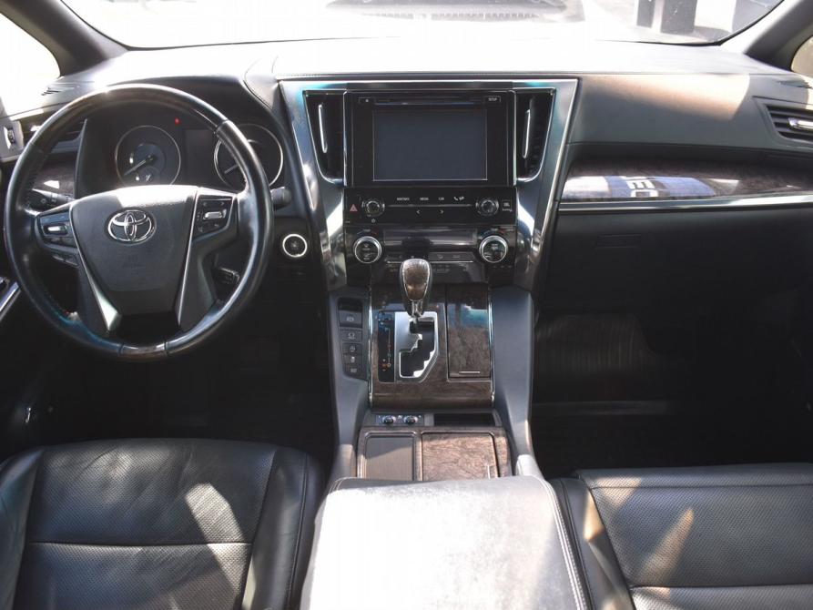 Toyota Alphard III Рестайлинг Архангельск  - изображение 17